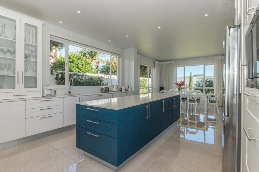 3 Bedroom Property for Sale in Sunset Beach Western Cape